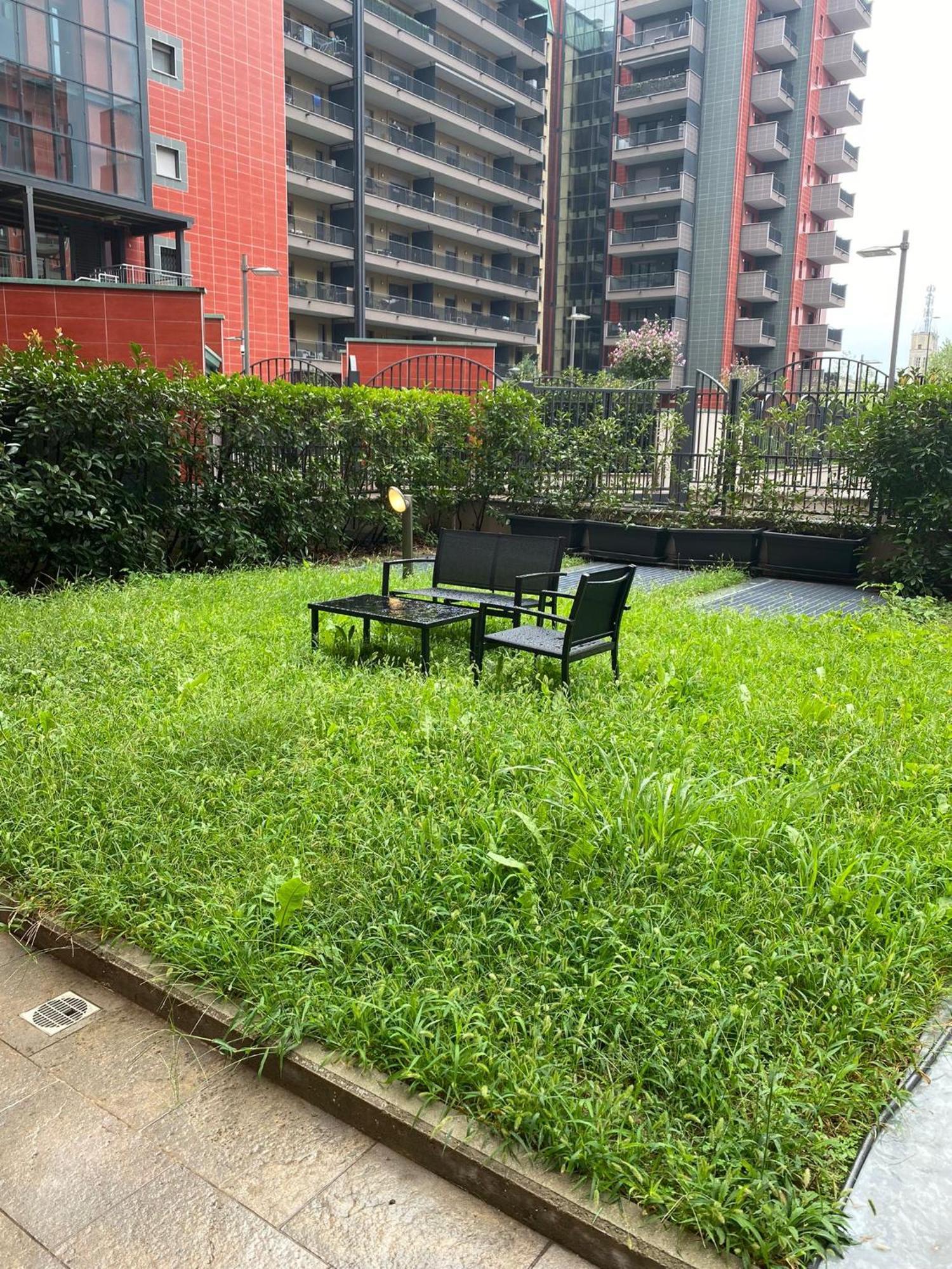 Cos54 - Exclusive Apartment With Garden In Mailand Exterior foto